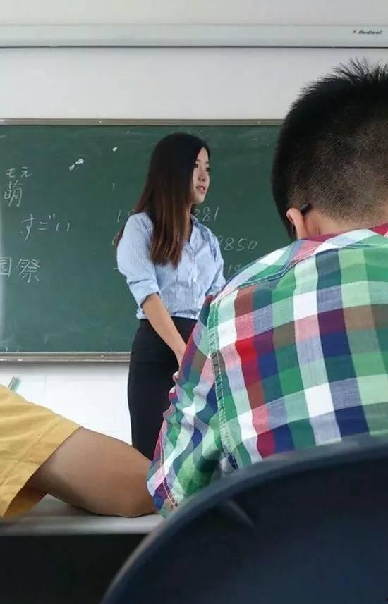 日本美女教师图片,优雅与智慧的完美融合