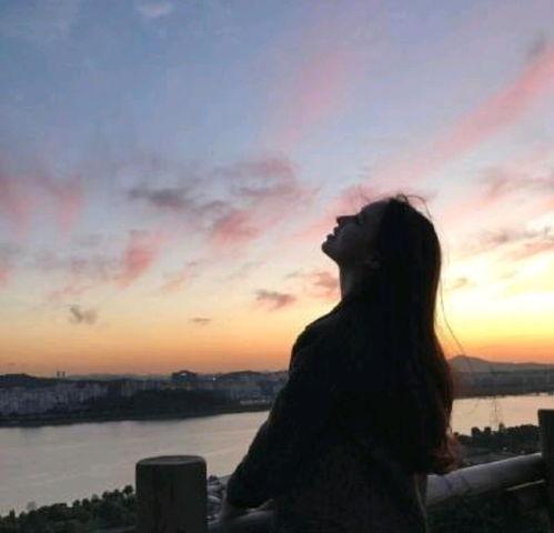 微信头像图片大全背影,微信头像中的静谧时光