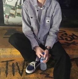 男生半身图片,探寻男生独特魅力
