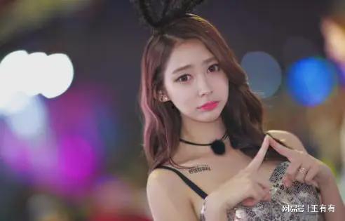 韩国女主播播露,闪耀屏幕的时尚魅力与人气传奇