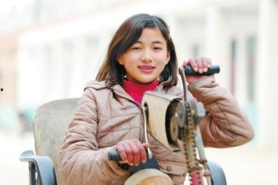 双腿瘫痪视频,双腿瘫痪者的生活挑战与奋斗历程