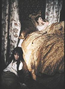 罗莎曼德派克 床戏