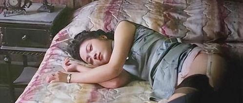 汤唯激情床戏吻戏裸戏,床戏、吻戏、裸戏，情感张力十足