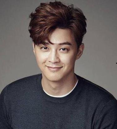 韩国男演员名单图片,颜值与实力并存，谁是你心中的顶流之星？