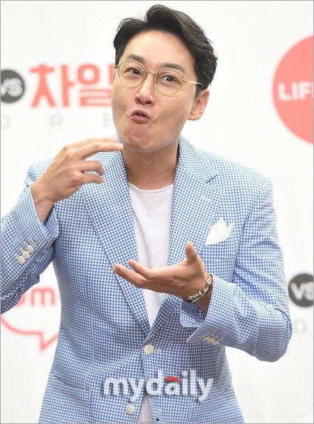 李辉才在韩国地位,韩国文化界的璀璨明珠