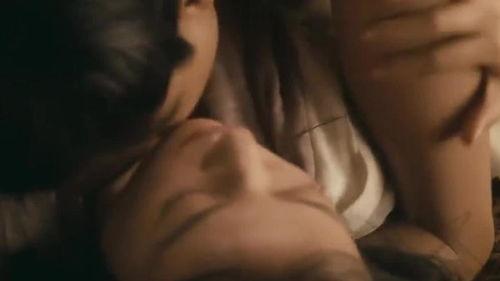 赵薇的吻戏床戏视频,尺度惊人引热议
