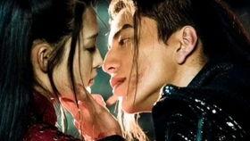 大陆床吻戏,床吻戏背后的爱情火花