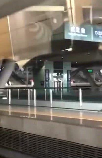 车站视频,车站监控下的日常百态